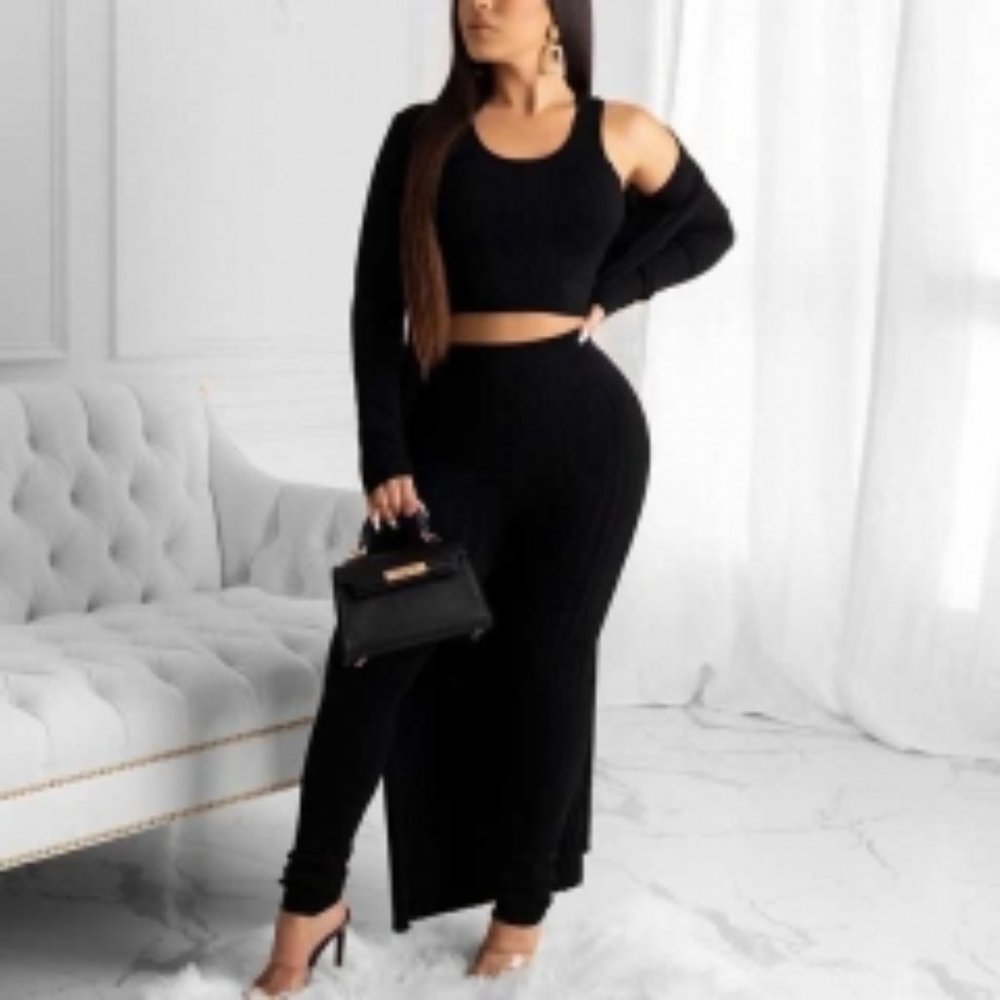 Ribbed black two piece crop sweater set